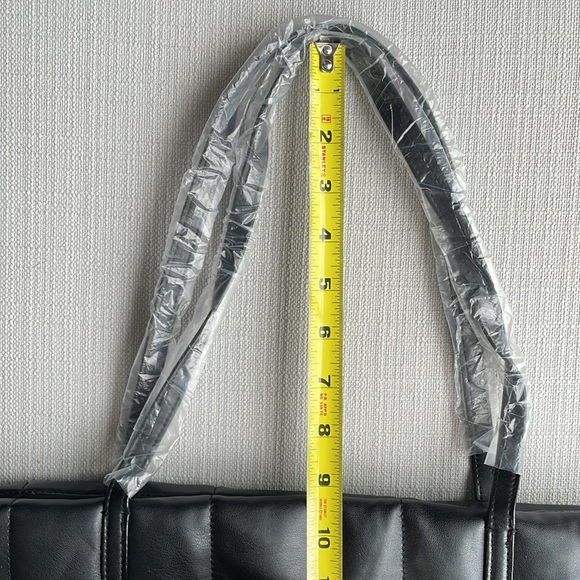 Victoria’s secret black puffer tote bag - Picture 11 of 14